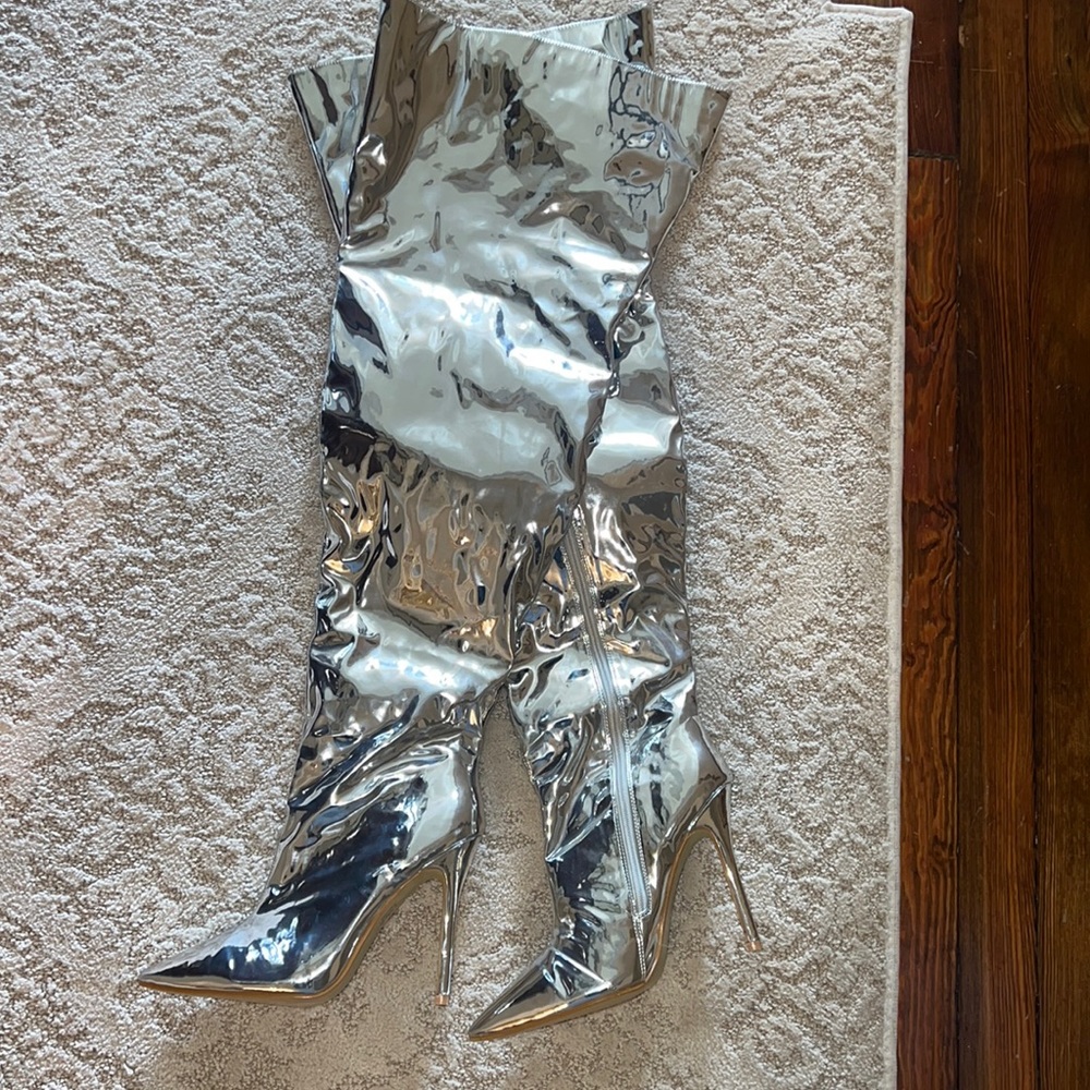 chrome thigh highs